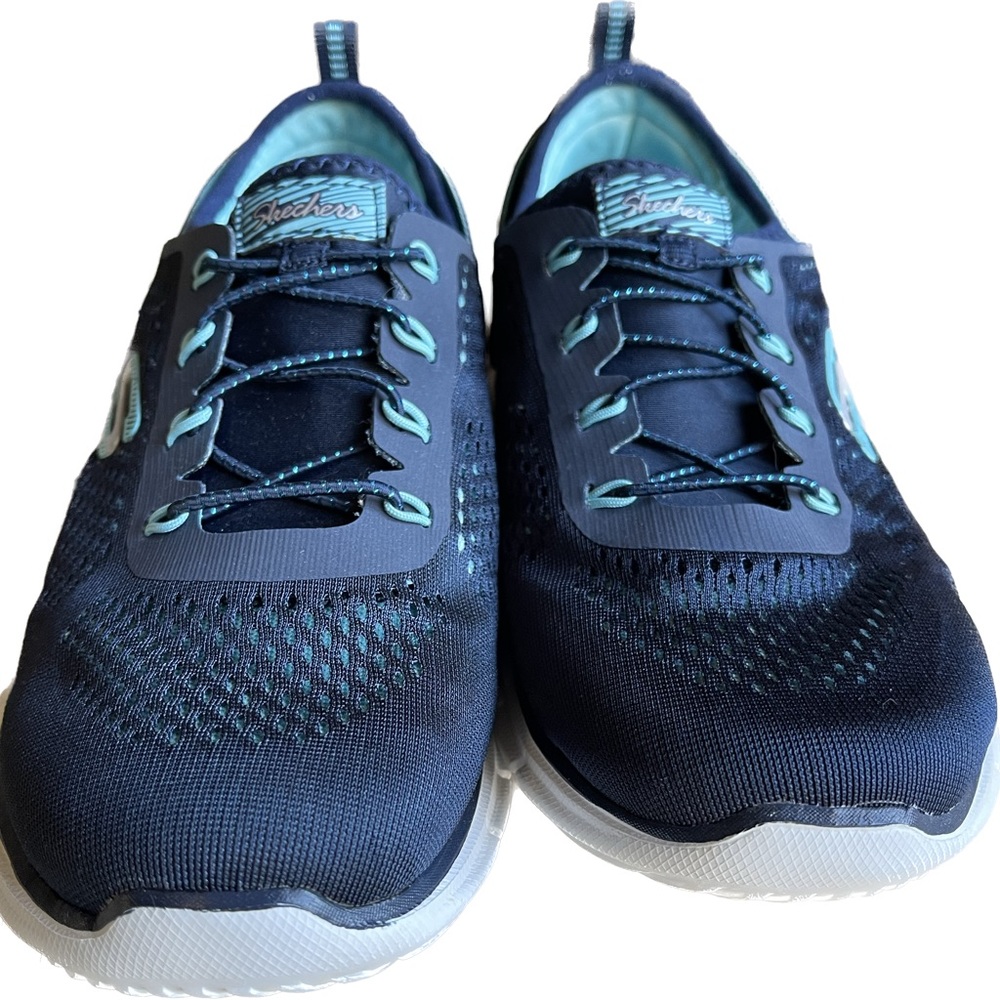 Skechers Air Cooled memory foam slip on sneakers W9